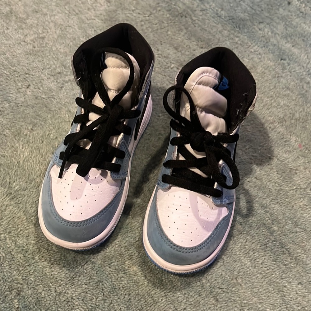 Toddler baby blue  and white jordan 1